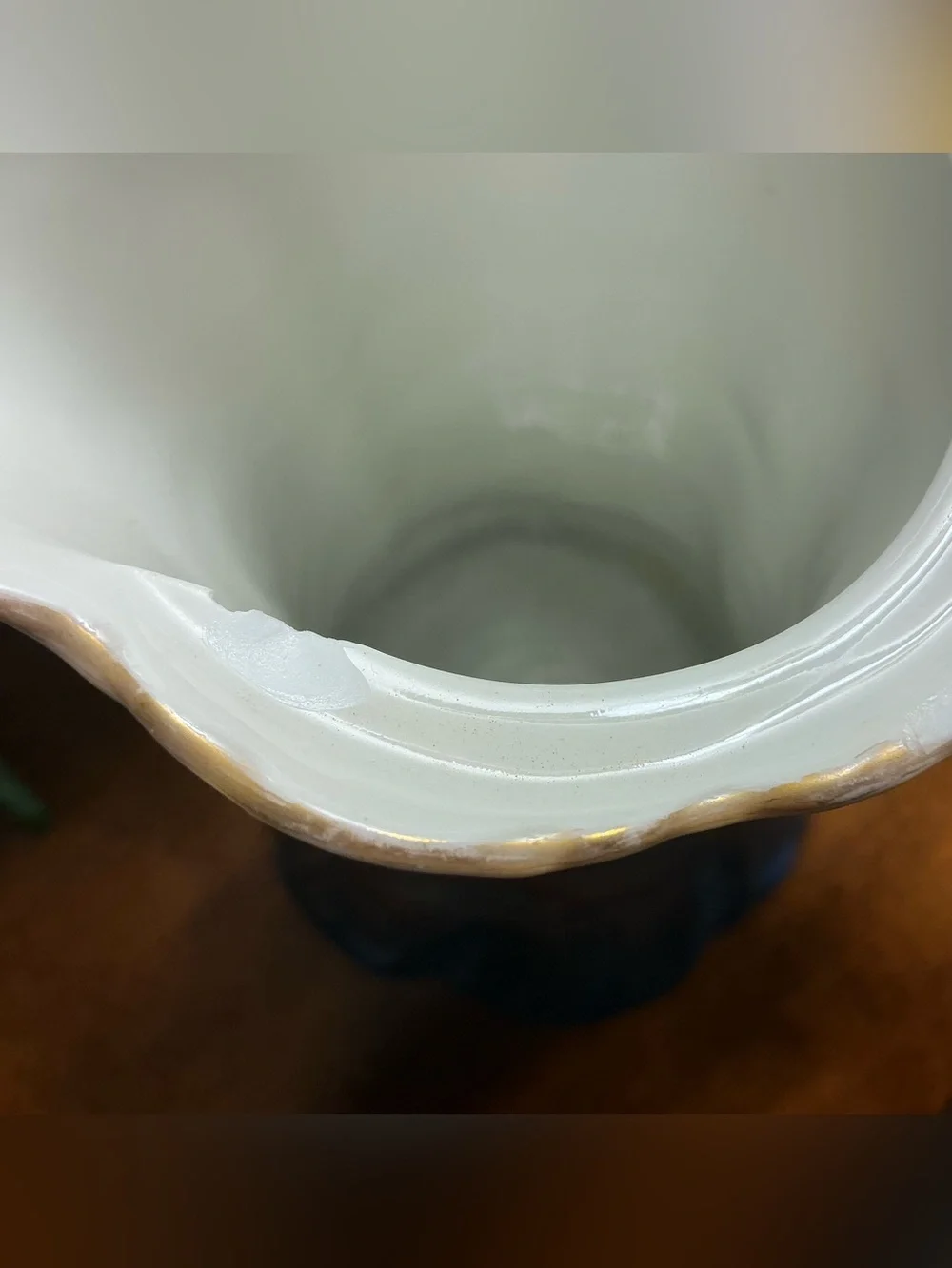 Antique Hand Painted GDA Limoges Chocolate Pot.